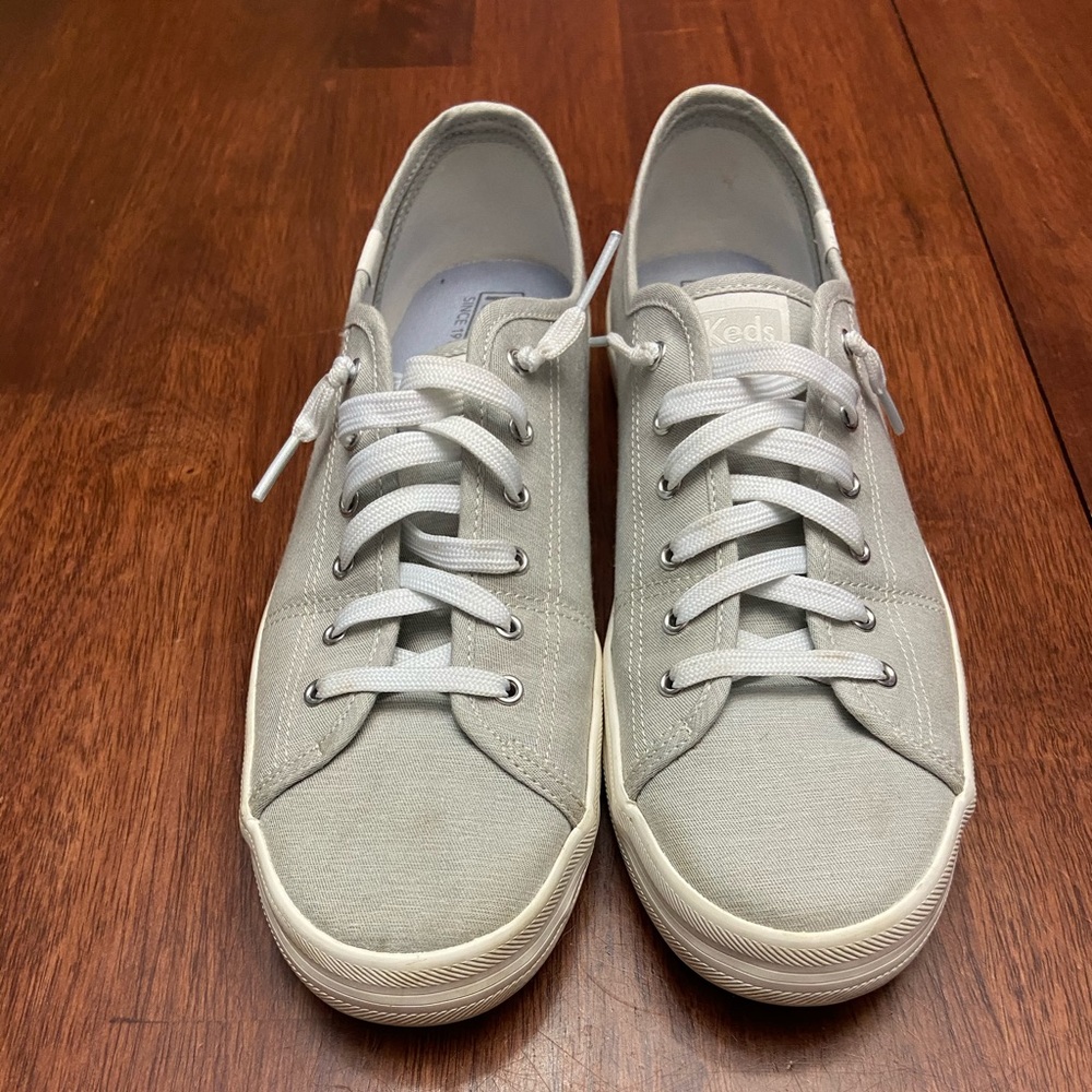 NIB Keds kickstart sneakers